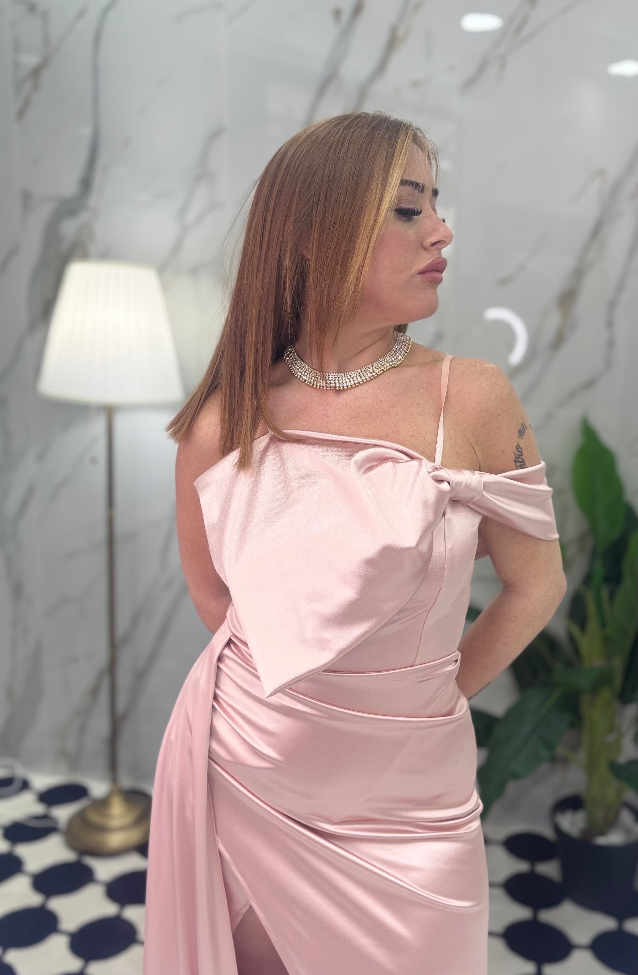 Abito elegante fiocco