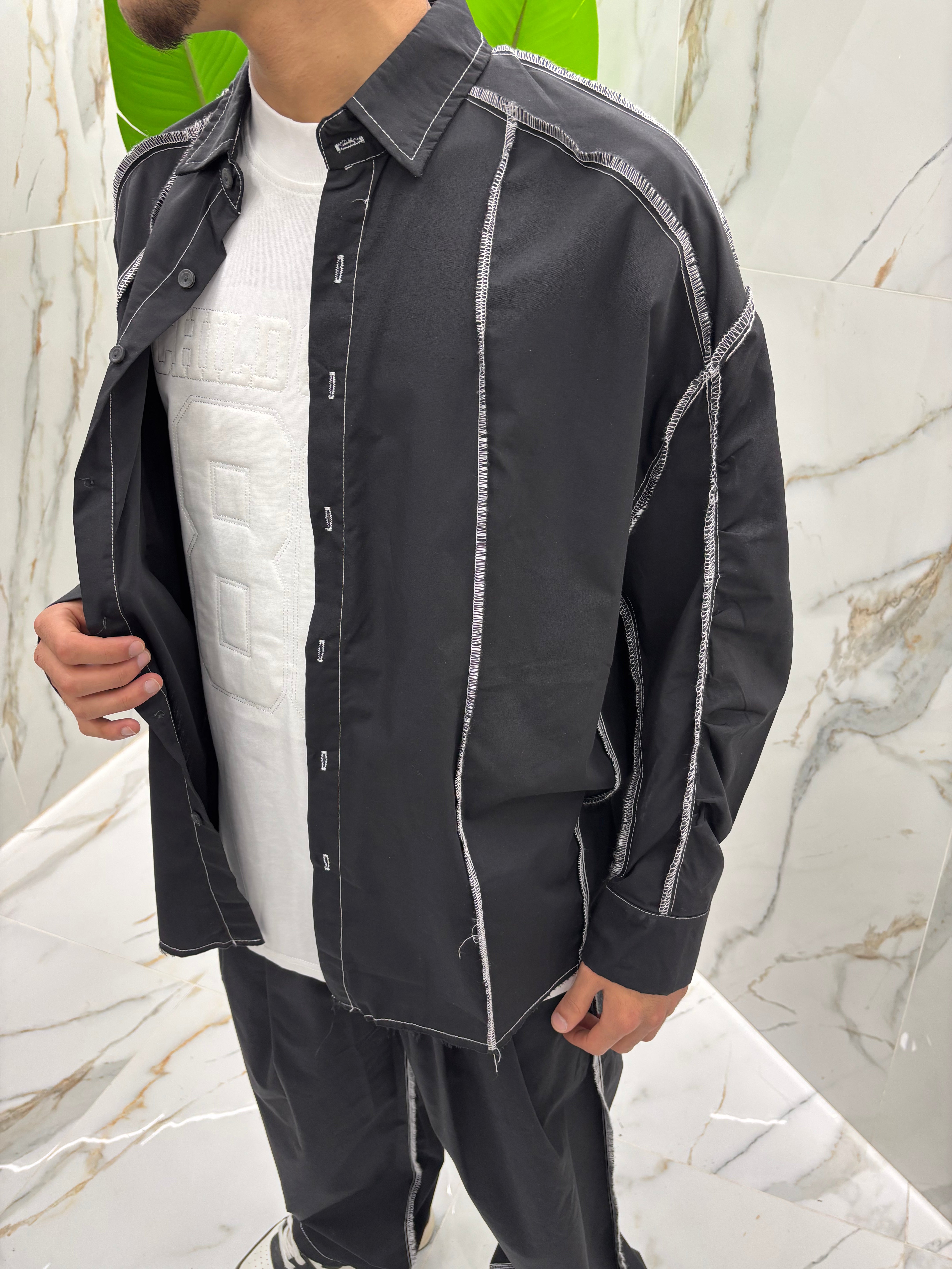 Set Outline Suit