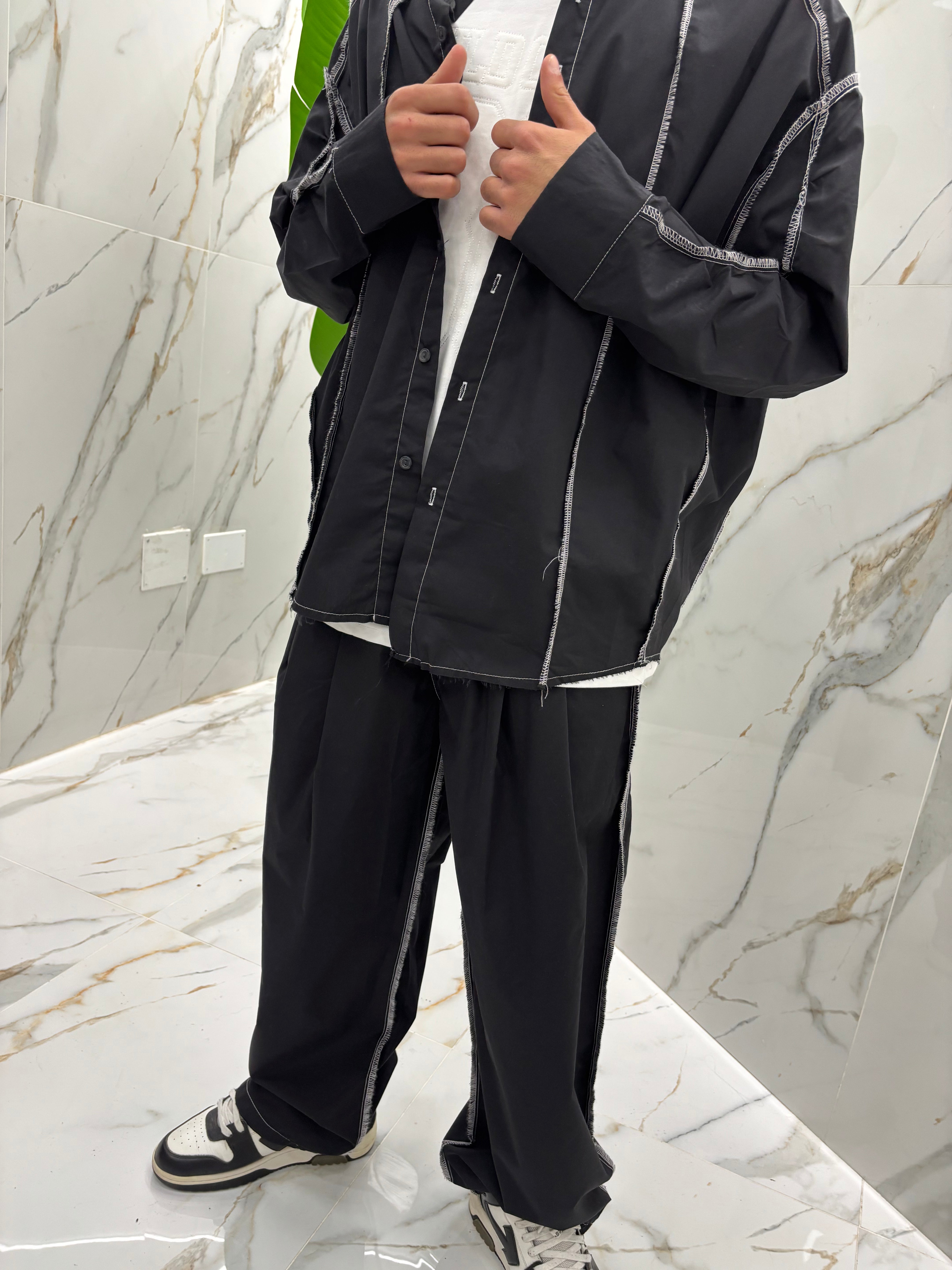 Set Outline Suit